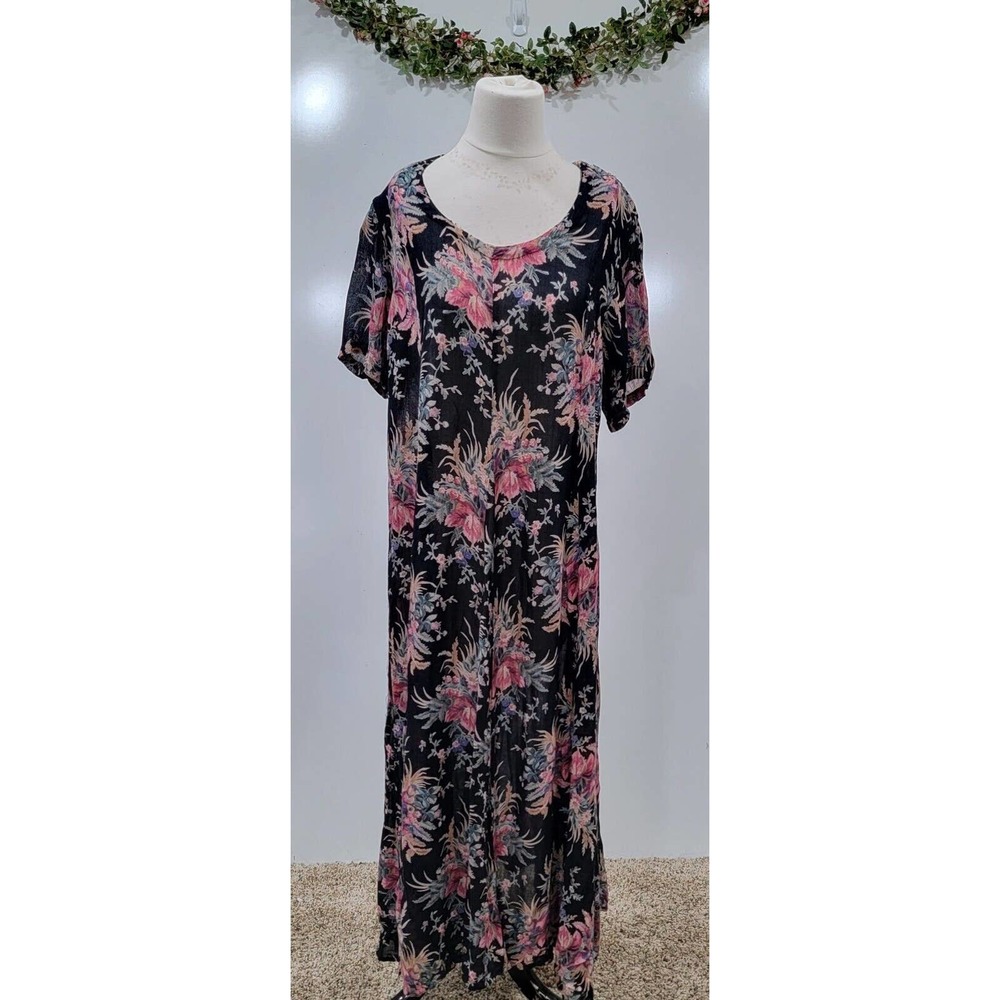 Rouge Black Green Pink Ivory 100% Rayon Maxi Dress 1/2 Sleeve Vneck Size Small